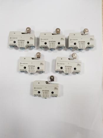 Công tắc HY-R704A
